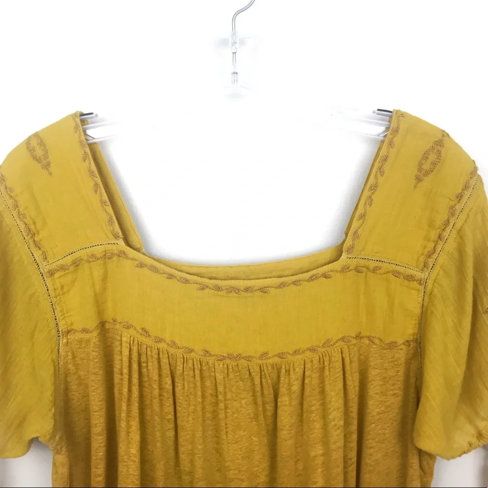 Lucky Brand | Mustard Embroidered Peasant Top M